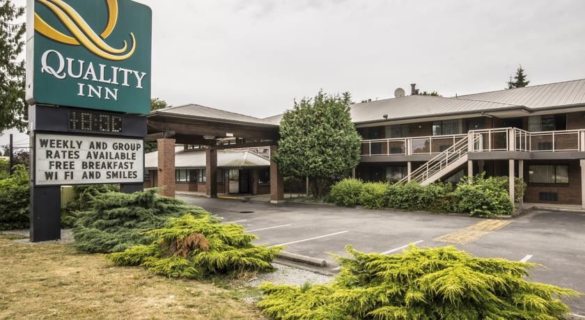 Art Infiniti Hotel Pitt Meadows Bagian luar foto